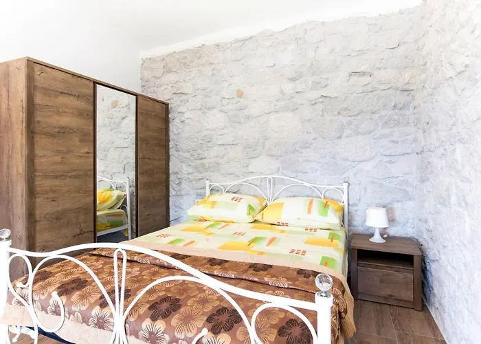 San Martino Ii By Interhome